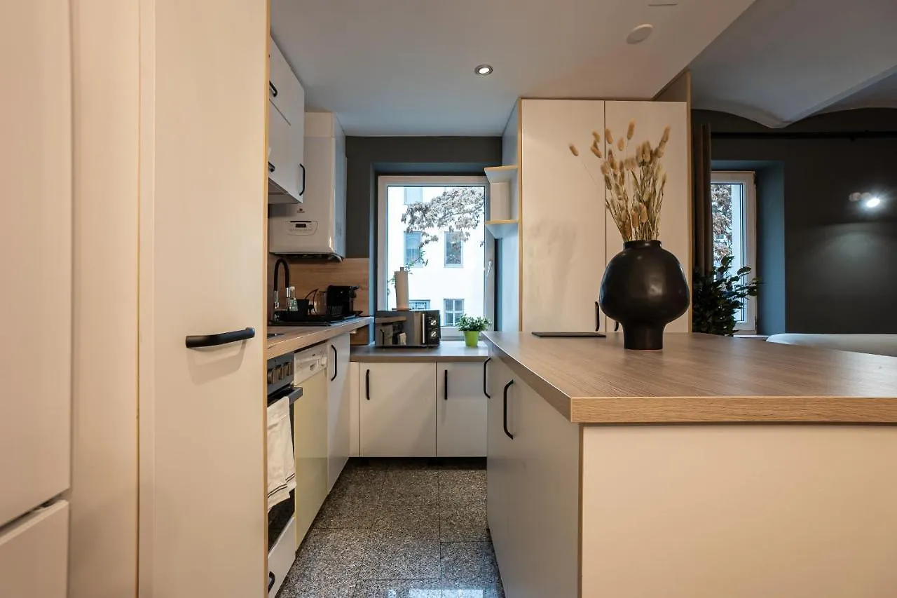 Brand-New Double Bedroom Apartment Vienna